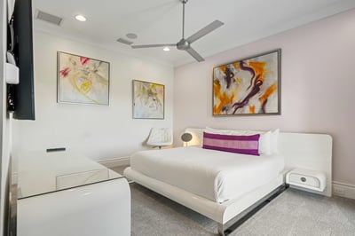Luxury Villa Photo #41