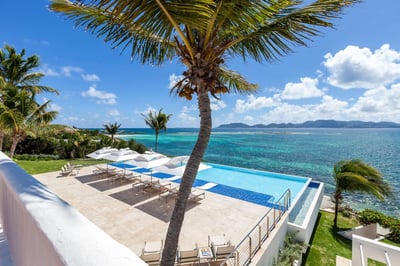 Luxury Villa Photo #2