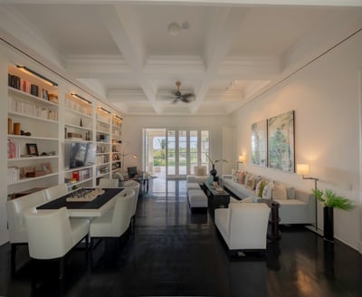 Luxury Villa Photo #36