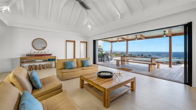 Luxury Villa Photo #12