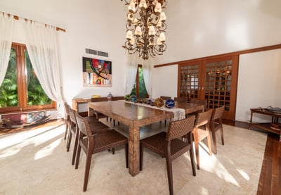 Luxury Villa Photo #21