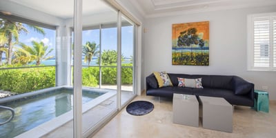 Luxury Villa Photo #17