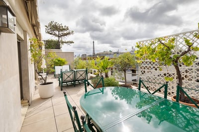 Luxury Villa Photo #4
