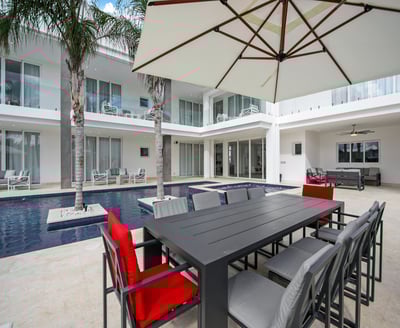 Luxury Villa Photo #7