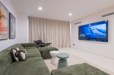 Luxury Villa Photo #29