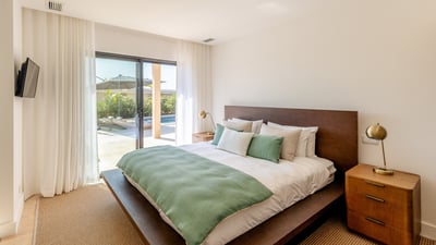 Luxury Villa Photo #20