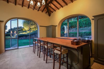 Luxury Villa Photo #15