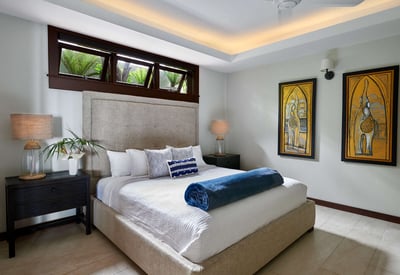 Luxury Villa Photo #34