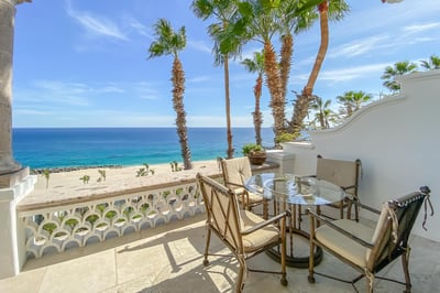 Luxury Villa Photo #17