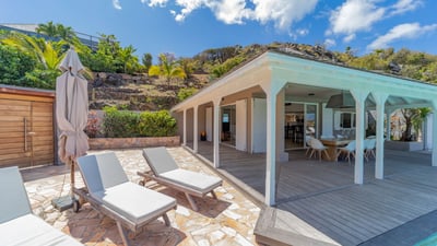 Luxury Villa Photo #6