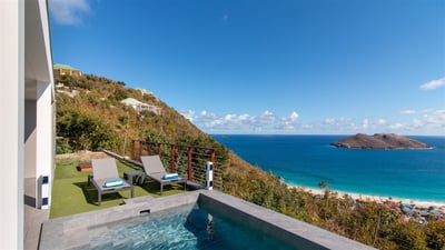 Luxury Villa Photo #2