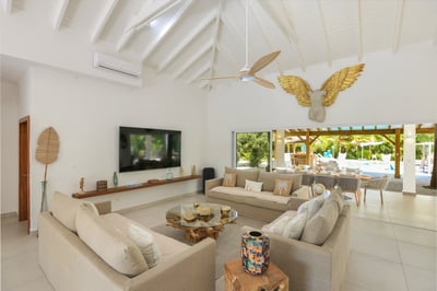 Luxury Villa Photo #18