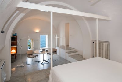 Luxury Villa Photo #26