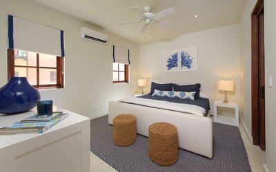 Luxury Villa Photo #28