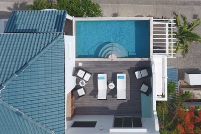 Luxury Villa Photo #5