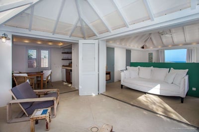Luxury Villa Photo #11