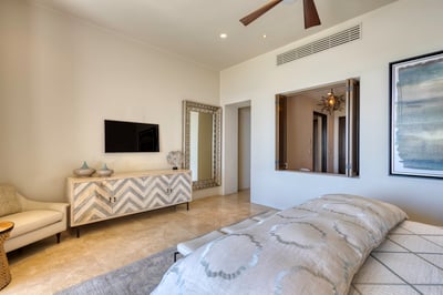 Luxury Villa Photo #65