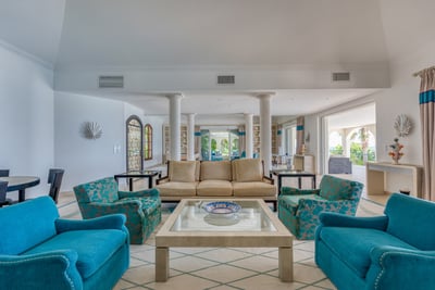 Luxury Villa Photo #27