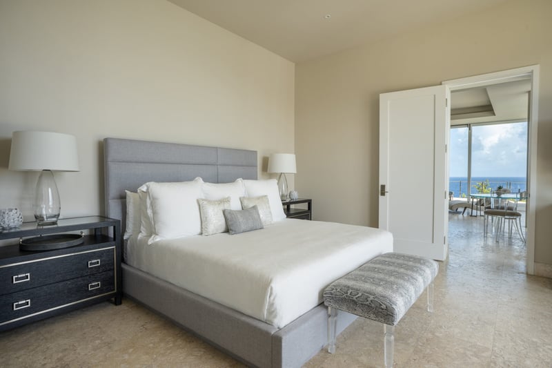 Cliff Penthouse Suite