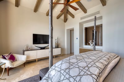 Luxury Villa Photo #44