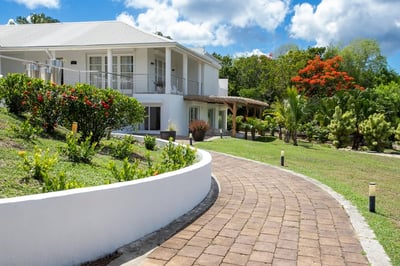 Luxury Villa Photo #60