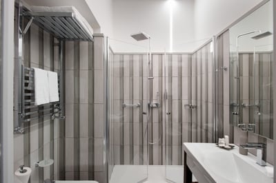 Luxury Villa Photo #24