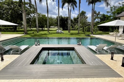 Luxury Villa Photo #5