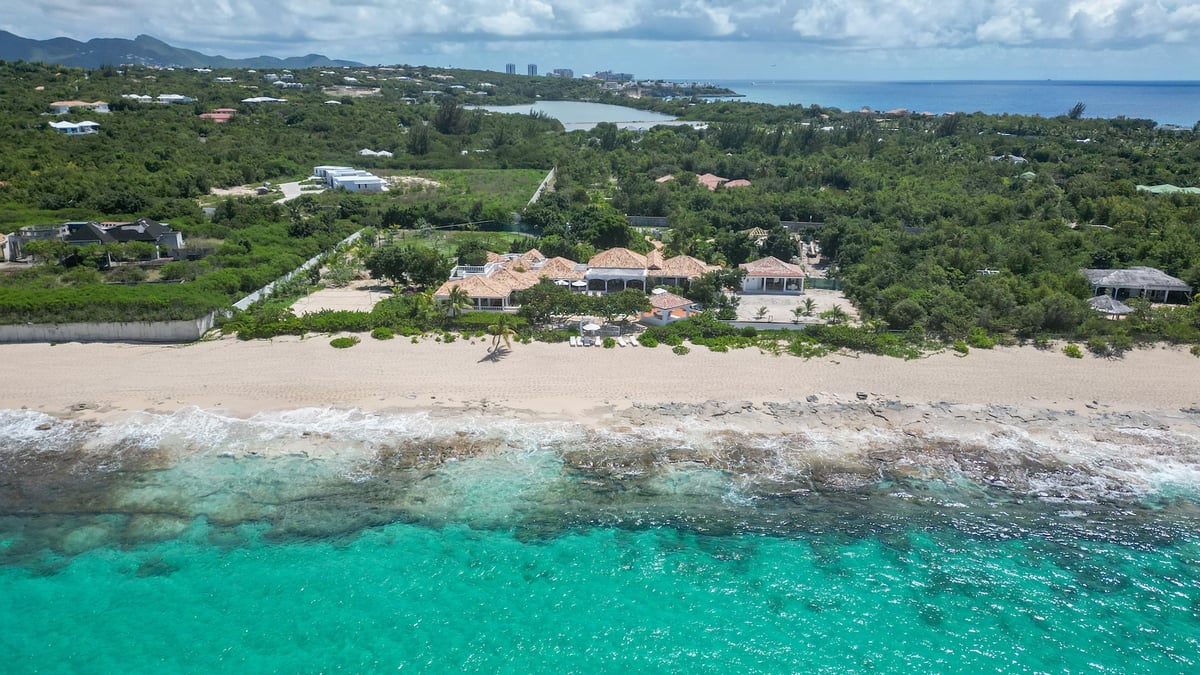 Villa Riviera