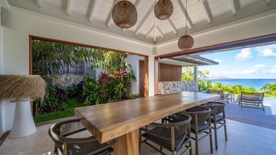Kitchen & Dining Area