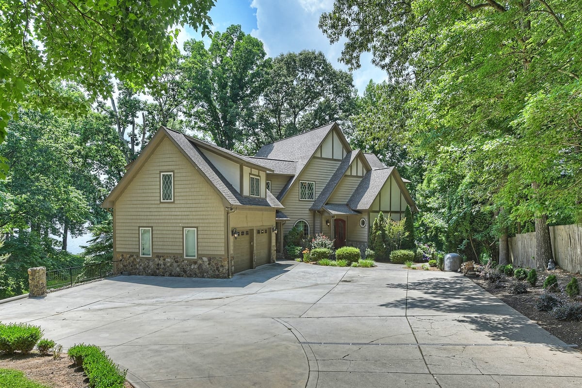 Mooresville,Lakeside Harmony