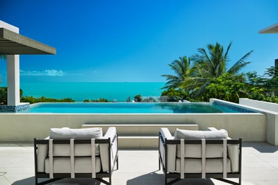 Luxury Villa Photo #2
