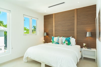 Luxury Villa Photo #20