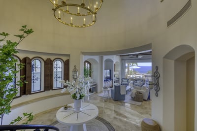 Luxury Villa Photo #39