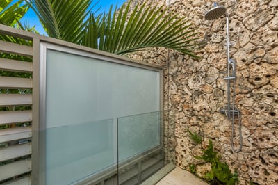 Luxury Villa Photo #56