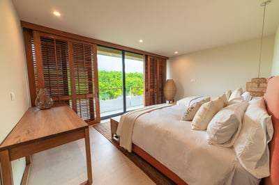 Luxury Villa Photo #18