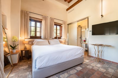 Luxury Villa Photo #33