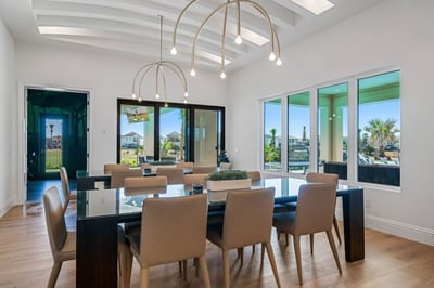 Luxury Villa Photo #30