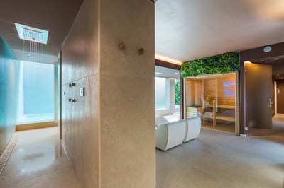Luxury Villa Photo #25