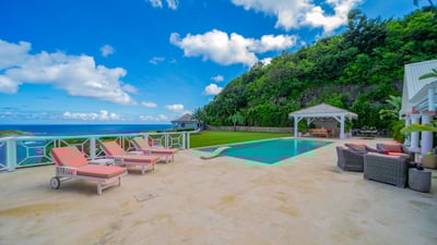 Luxury Villa Photo #8