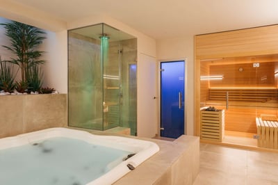 Luxury Villa Photo #14