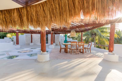 Luxury Villa Photo #49