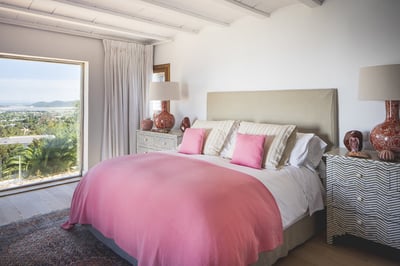 Luxury Villa Photo #32