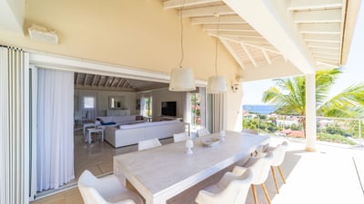Luxury Villa Photo #14