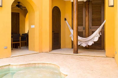 Luxury Villa Photo #3