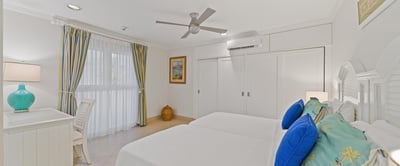 Luxury Villa Photo #10