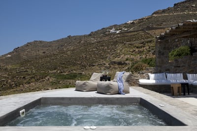 Luxury Villa Photo #11