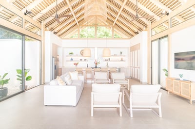 Luxury Villa Photo #17