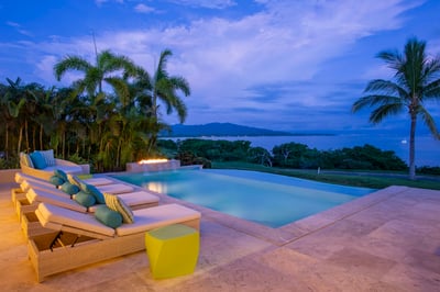 Luxury Villa Photo #12