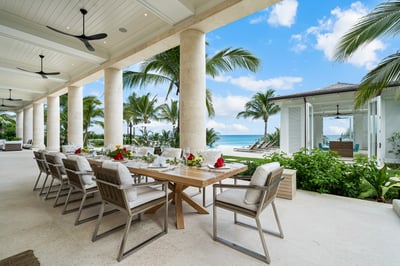 Luxury Villa Photo #26