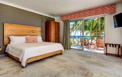 Luxury Villa Photo #24